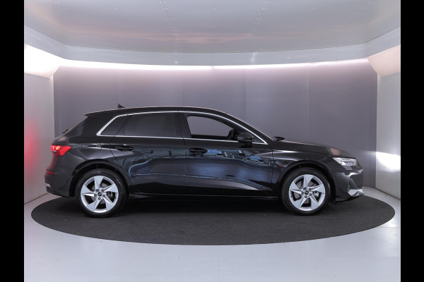 Audi A3 Sportback 40 TFSI e Advanced edition | Camera| Stoelverwarming | Sfeerverlichting |