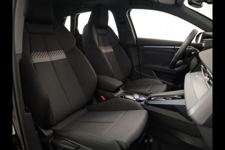 Audi A3 Sportback 40 TFSI e Advanced edition | Camera| Stoelverwarming | Sfeerverlichting |