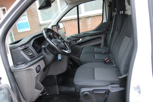 Ford Transit Custom 300 2.0 TDCI L2H1 Trend / Camera / Sync 3 carplay / Dealer onderhouden