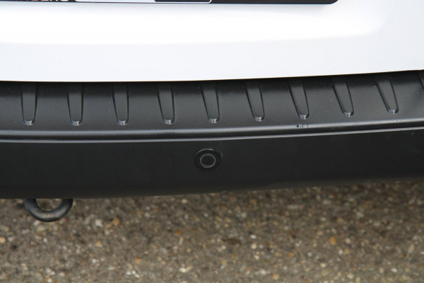 Ford Transit Custom 300 2.0 TDCI L2H1 Trend / Camera / Sync 3 carplay / Dealer onderhouden