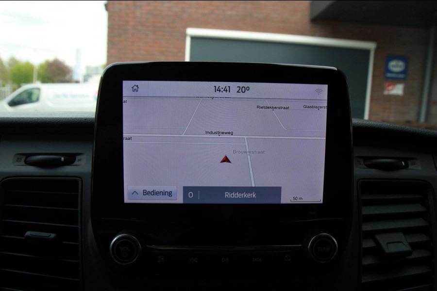 Ford Transit Custom 300 2.0 TDCI L2H1 Trend / Camera / Sync 3 carplay / Dealer onderhouden