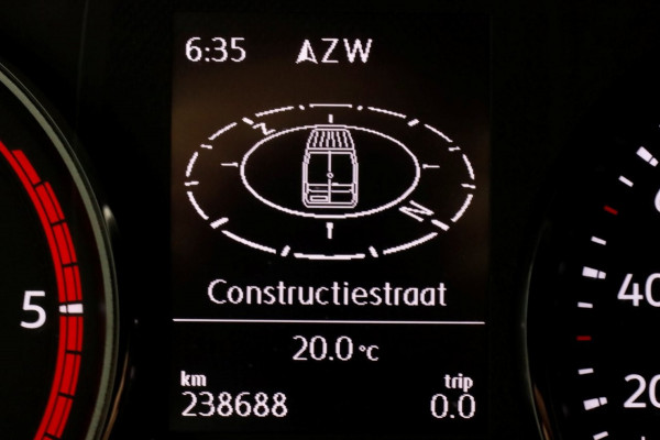 Volkswagen Crafter 35 2.0 TDI 140pk L4H3 (L3H2) Maxi Koelwagen Airco/Navi/Camera 11-2022