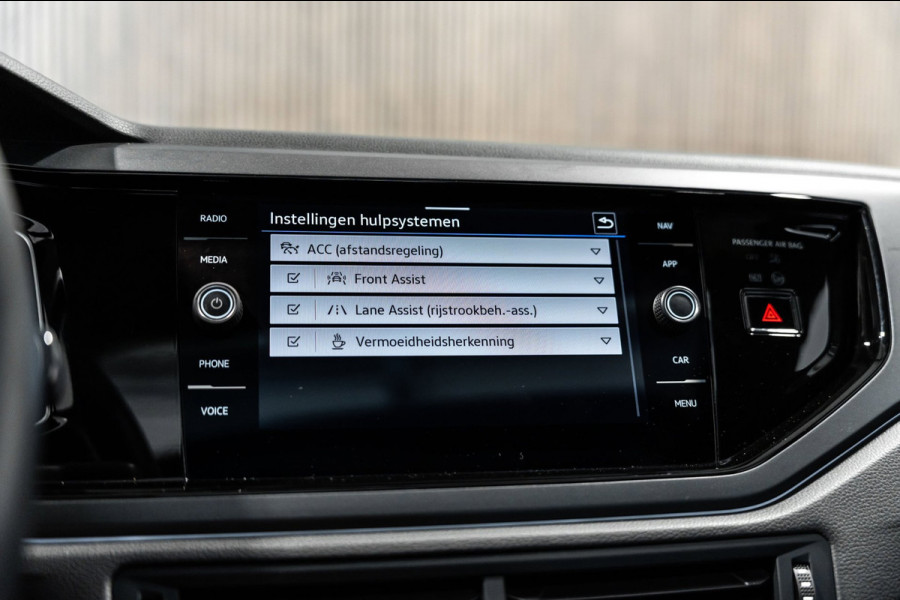 Volkswagen Taigo 1.0 TSI R-Line DSG PANO IQ BEATS