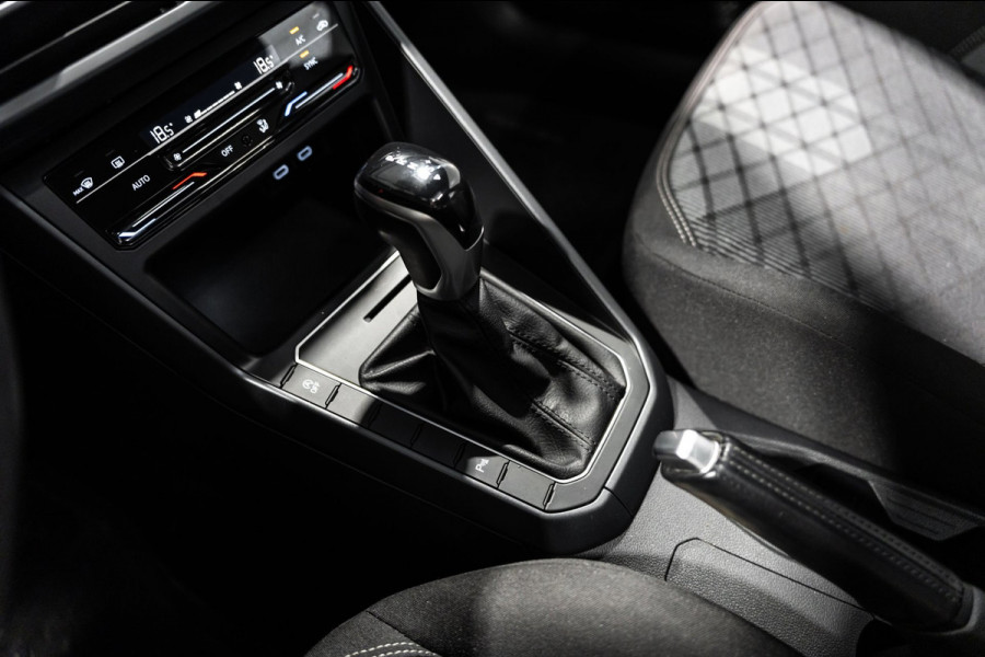 Volkswagen Taigo 1.0 TSI R-Line DSG PANO IQ BEATS