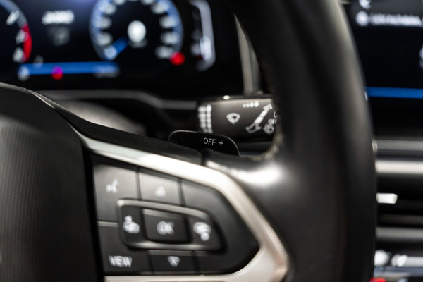 Volkswagen Taigo 1.0 TSI R-Line DSG PANO IQ BEATS