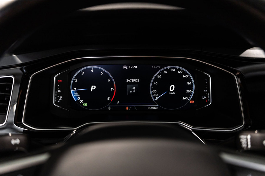 Volkswagen Taigo 1.0 TSI R-Line DSG PANO IQ BEATS