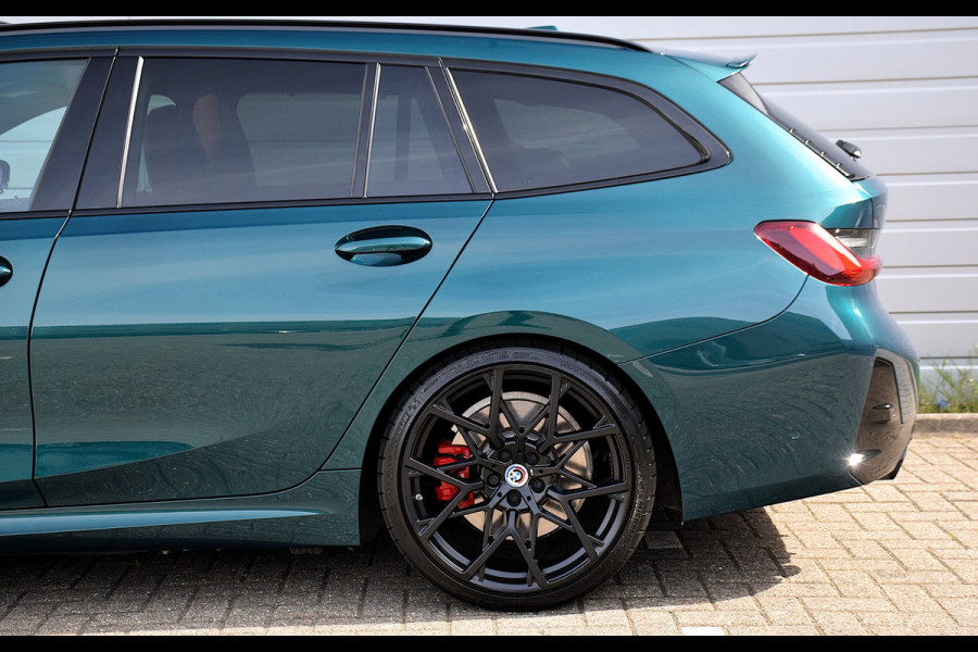 BMW 3 Serie Touring 330e*M-Pakket*Dak*Trekhaak*112Dkm**Keyless*2023*Boston Green*INDIVIDUAL*