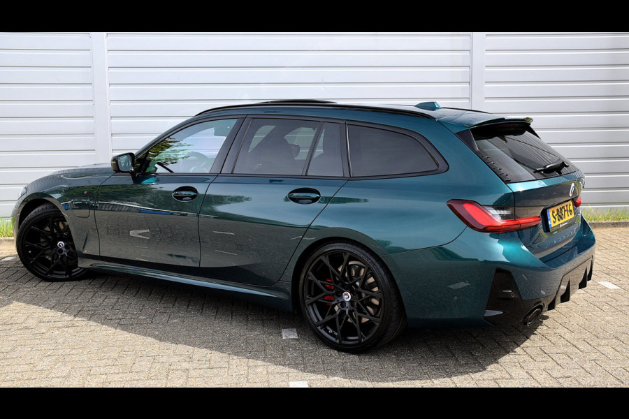 BMW 3 Serie Touring 330e*M-Pakket*Dak*Trekhaak*112Dkm**Keyless*2023*Boston Green*INDIVIDUAL*