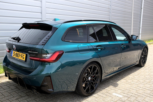 BMW 3 Serie Touring 330e*M-Pakket*Dak*Trekhaak*112Dkm**Keyless*2023*Boston Green*INDIVIDUAL*