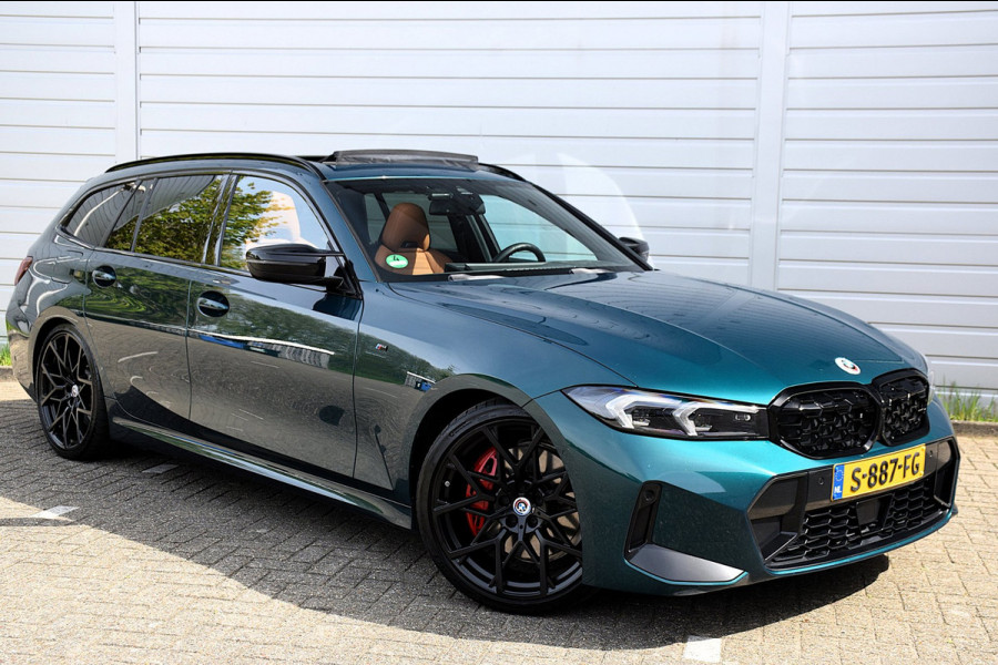 BMW 3 Serie Touring 330e*M-Pakket*Dak*Trekhaak*112Dkm**Keyless*2023*Boston Green*INDIVIDUAL*
