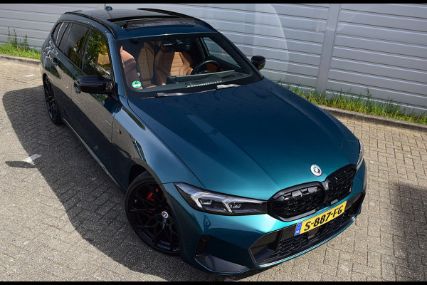BMW 3 Serie Touring 330e*M-Pakket*Dak*Trekhaak*112Dkm**Keyless*2023*Boston Green*INDIVIDUAL*