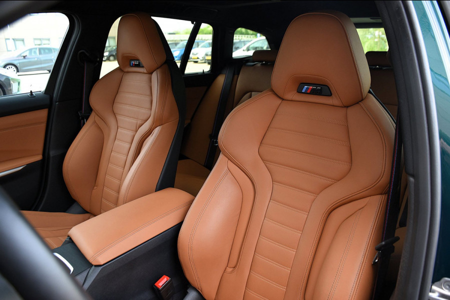 BMW 3 Serie Touring 330e*M-Pakket*Dak*Trekhaak*112Dkm**Keyless*2023*Boston Green*INDIVIDUAL*