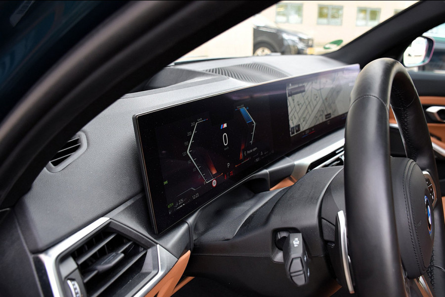 BMW 3 Serie Touring 330e*M-Pakket*Dak*Trekhaak*112Dkm**Keyless*2023*Boston Green*INDIVIDUAL*
