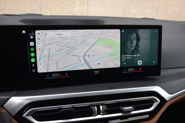 BMW 3 Serie Touring 330e*M-Pakket*Dak*Trekhaak*112Dkm**Keyless*2023*Boston Green*INDIVIDUAL*