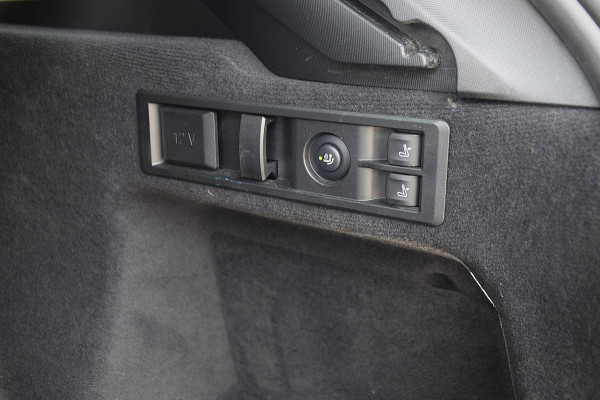 BMW 3 Serie Touring 330e*M-Pakket*Dak*Trekhaak*112Dkm**Keyless*2023*Boston Green*INDIVIDUAL*