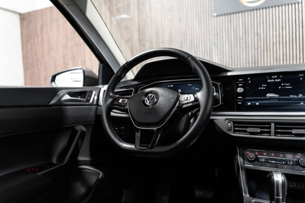 Volkswagen Polo 1.0 TSI R-line DSG PANO KEYLESS