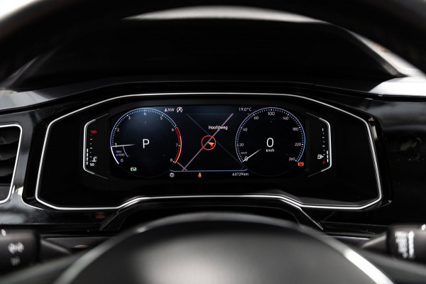 Volkswagen Polo 1.0 TSI R-line DSG PANO KEYLESS