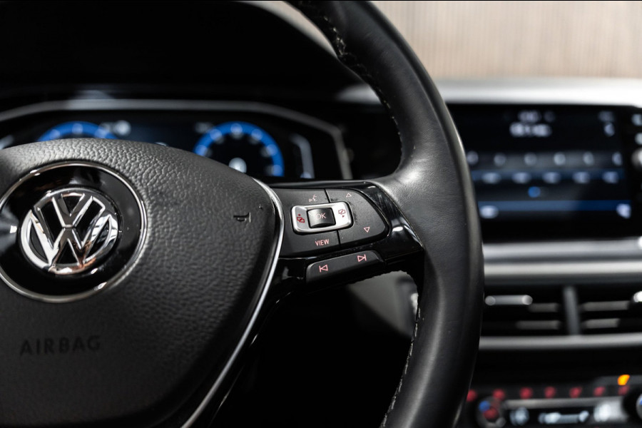 Volkswagen Polo 1.0 TSI R-line DSG PANO KEYLESS