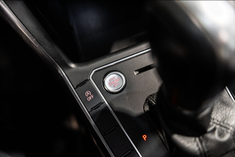 Volkswagen Polo 1.0 TSI R-line DSG PANO KEYLESS