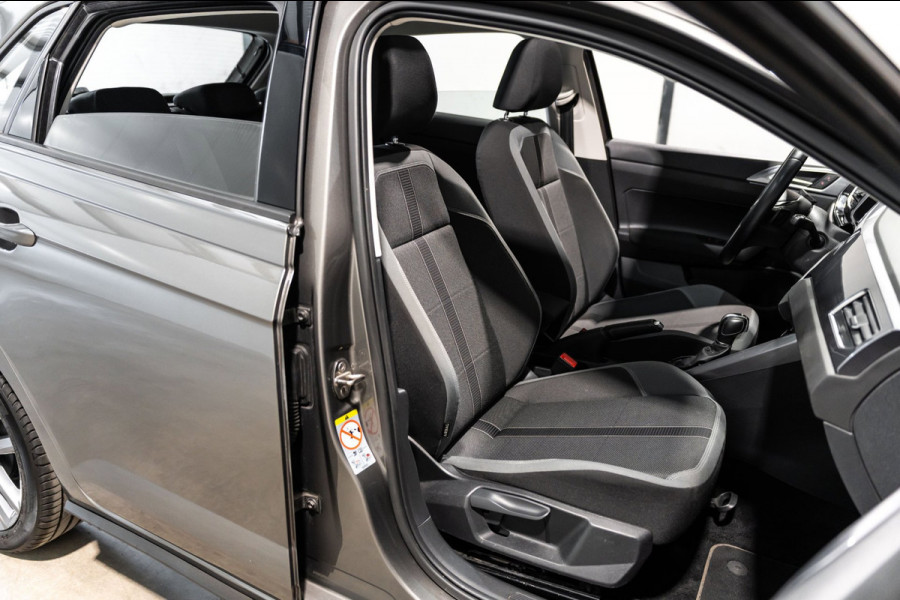 Volkswagen Polo 1.0 TSI R-line DSG PANO KEYLESS