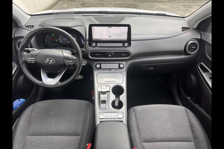 Hyundai Kona EV Fashion Sky 64 kWh | SOH: 96,4% | Dode Hoek Detectie | ACC | Pano | Camera |