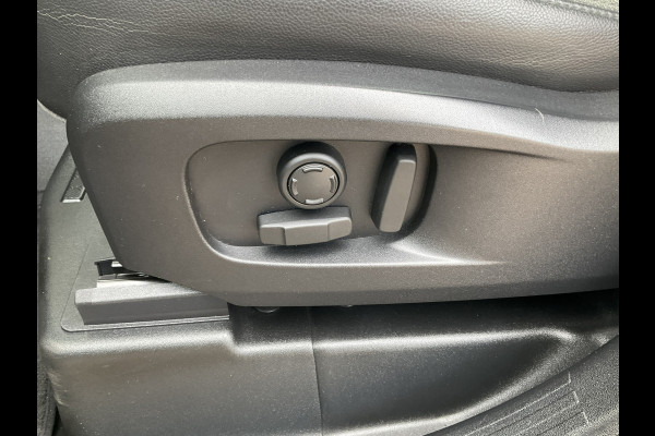 Land Rover Defender 2.0 D240 110 360°Cam Carplay Memory Trekhaak(3500)