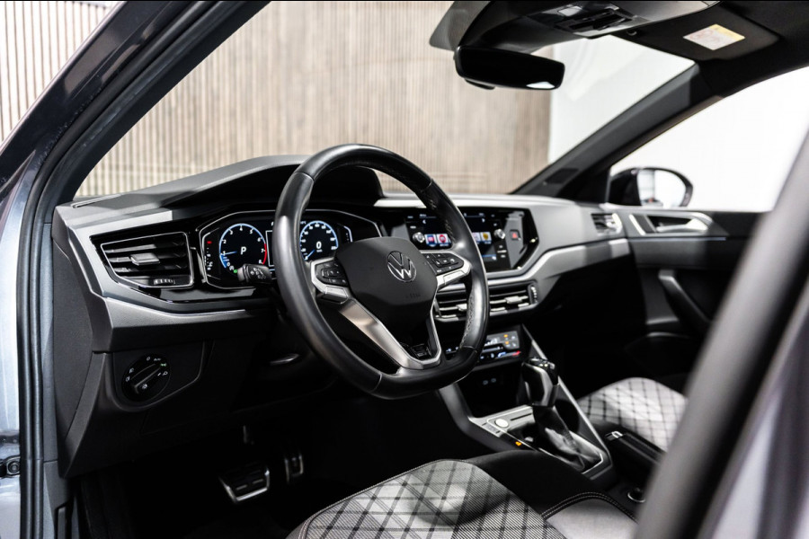 Volkswagen Taigo 1.5 TSI R-Line IQ DSG PANO CAMERA FULL OPTIES