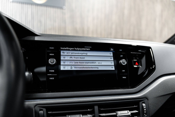 Volkswagen Taigo 1.5 TSI R-Line IQ DSG PANO CAMERA FULL OPTIES