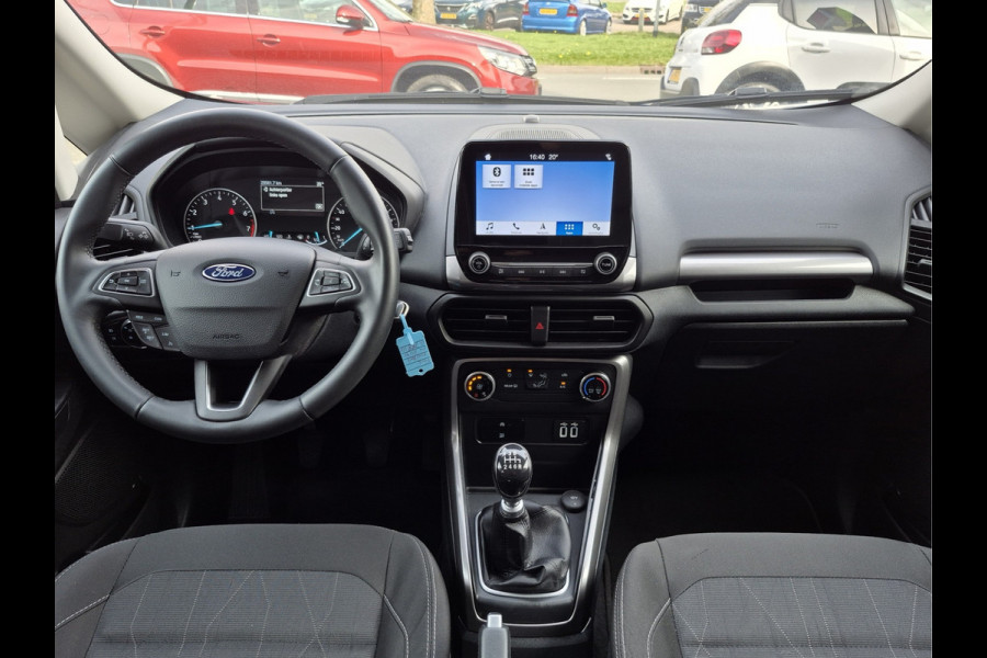 Ford EcoSport BWJ 2019 | 1.0T 126PK Trend Ultimate | TREKHAAK | CAMERA A | NAVIGATIE | AIRCO | PDC | CARPLAY | PRIVACY GLASS |