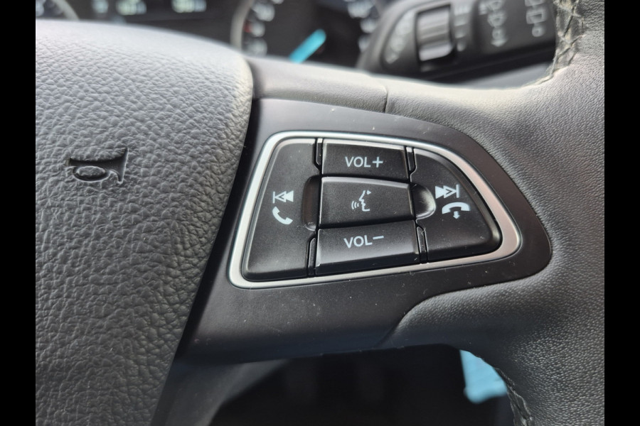 Ford EcoSport BWJ 2019 | 1.0T 126PK Trend Ultimate | TREKHAAK | CAMERA A | NAVIGATIE | AIRCO | PDC | CARPLAY | PRIVACY GLASS |