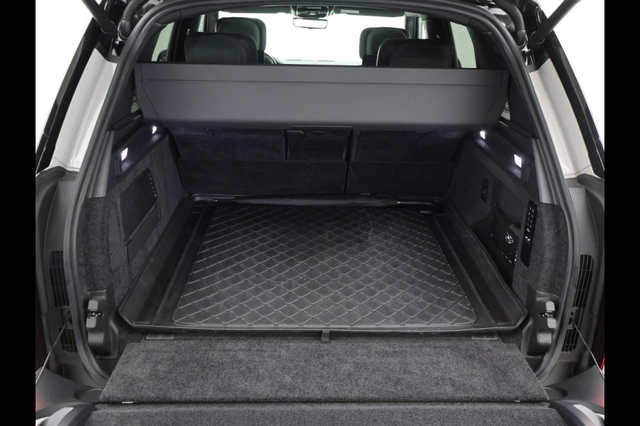 Land Rover Range Rover SV 3.0 P550e PHEV SV - ORIG. NL BORASCO GREY + REAR ENTERTAINMENT | SV INTREPID EXTERIEUR | TREKHAAK