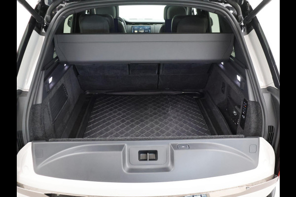 Land Rover Range Rover SV 3.0 P550e PHEV SV - ORIG. NL BORASCO GREY + REAR ENTERTAINMENT | SV INTREPID EXTERIEUR | TREKHAAK