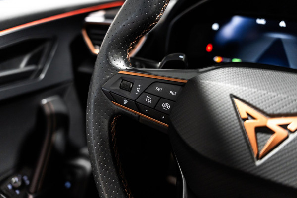 CUPRA Formentor 1.4 e-Hybrid VZ Performance PANO LED CAMERA NAVI 2022