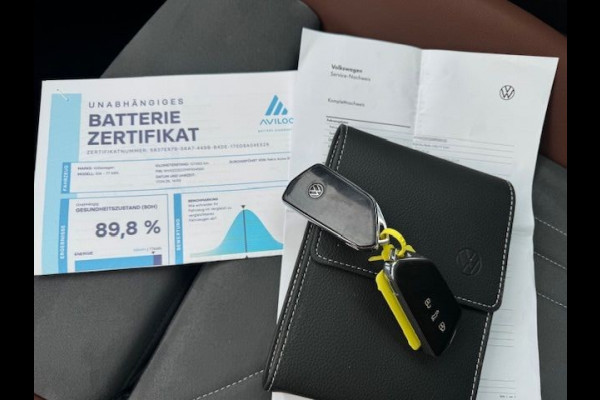 Volkswagen ID.4 First 77 kWh SOH 89.8% 127.000km Airco/ECC,Navigatie,Panoramadak,Camera