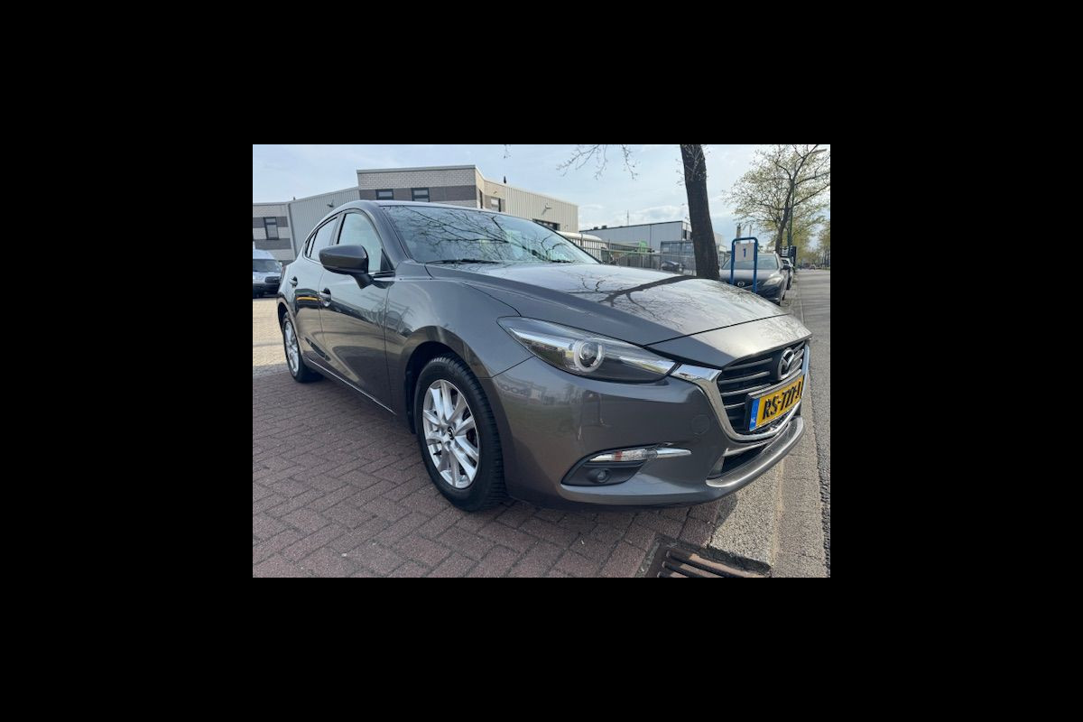 Mazda 3 2.2 SkyActiv-D 150 5deurs SkyLease+ Euro6 108.000km Airco/ECC,Navigatie,Camera,Head-up