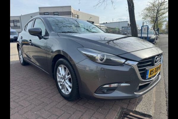 Mazda 3 2.2 SkyActiv-D 150 5deurs SkyLease+ Euro6 108.000km Airco/ECC,Navigatie,Camera,Head-up