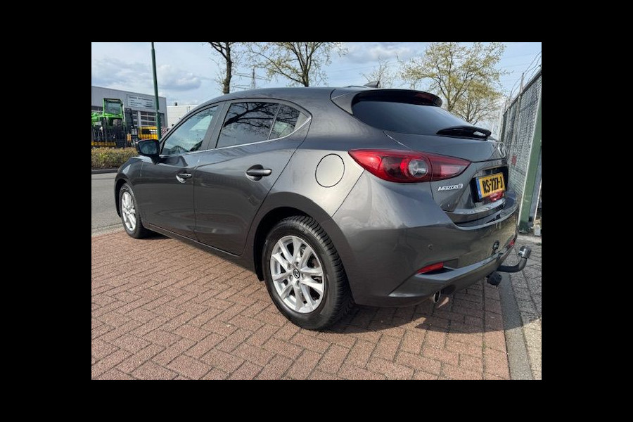 Mazda 3 2.2 SkyActiv-D 150 5deurs SkyLease+ Euro6 108.000km Airco/ECC,Navigatie,Camera,Head-up