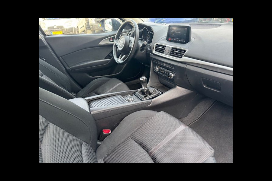 Mazda 3 2.2 SkyActiv-D 150 5deurs SkyLease+ Euro6 108.000km Airco/ECC,Navigatie,Camera,Head-up