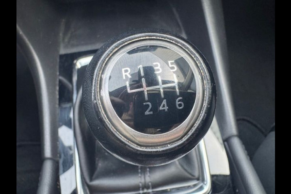 Mazda 3 2.2 SkyActiv-D 150 5deurs SkyLease+ Euro6 108.000km Airco/ECC,Navigatie,Camera,Head-up