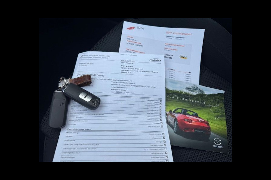 Mazda 3 2.2 SkyActiv-D 150 5deurs SkyLease+ Euro6 108.000km Airco/ECC,Navigatie,Camera,Head-up