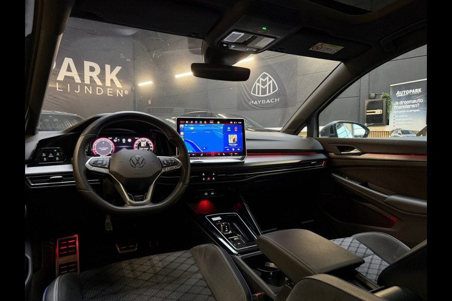 Volkswagen Golf 1.5 eTSI 3X R-Line Edition|PANO|IQ LIGHTS|VIRTUAL|ACC|FABRIEKSGARANTIE|SFEERVERLICHTING|CARPLAY|DEALER ONDERHOUDEN