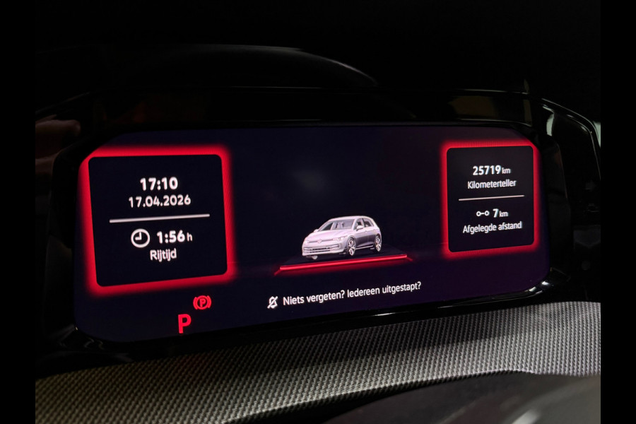 Volkswagen Golf 1.5 eTSI 3X R-Line Edition|PANO|IQ LIGHTS|VIRTUAL|ACC|FABRIEKSGARANTIE|SFEERVERLICHTING|CARPLAY|DEALER ONDERHOUDEN