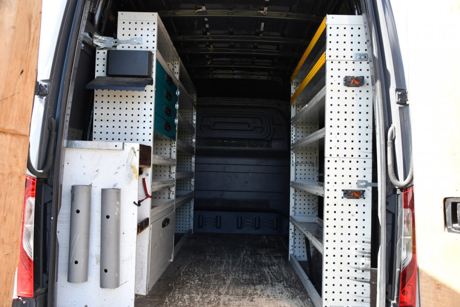 Mercedes-Benz Sprinter 319 V6 3.0 CDI L2H2 PB Edition Camera, Cruise, Carplay, 10,5'' Mbux, LED, Sensoren, 190pk, Uniek!  Automaat, Uniek!