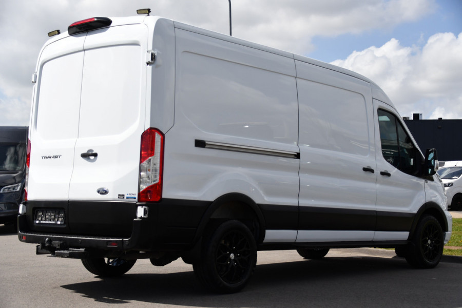 Ford Transit 350 2.0 TDCI L3H2 Limited RWD Adaptieve Cruise, Camera, Carplay, Xenon, 170pk, Automaat, Trekhaak, Navi, Uniek!