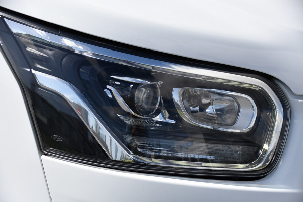 Ford Transit 350 2.0 TDCI L3H2 Limited RWD Adaptieve Cruise, Camera, Carplay, Xenon, 170pk, Automaat, Trekhaak, Navi, Uniek!