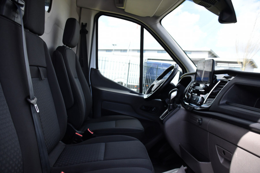 Ford Transit 350 2.0 TDCI L3H2 Limited RWD Adaptieve Cruise, Camera, Carplay, Xenon, 170pk, Automaat, Trekhaak, Navi, Uniek!