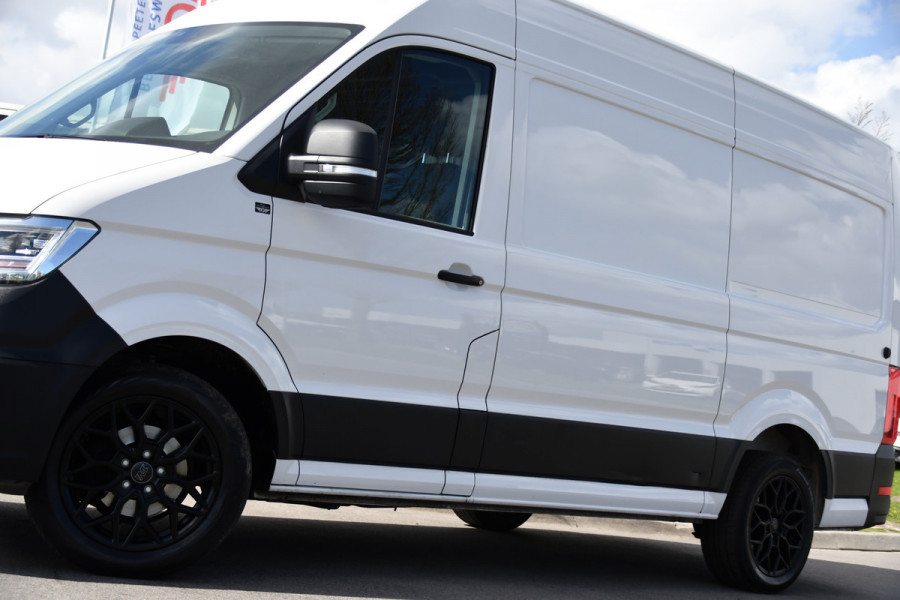 Volkswagen Crafter 35 2.0 TDI L3H3 4Motion PB Edition Camera, Cruise, Carplay, LED, 4x4, 177pk, Automaat, Trekhaak, Multimedia, Uniek!