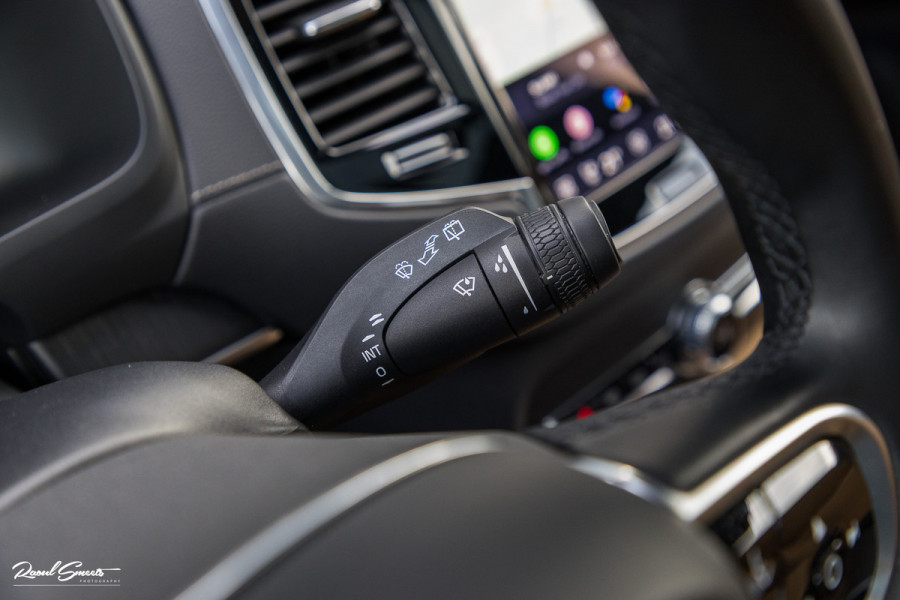 Volvo XC90 2.0 T8 Plug-in hybrid AWD Ultra Dark Long Range Luchtvering | Bowers&Wilkins | Zwenkbare trekhaak | Panorama dak | Stoelverkoeling + massage |