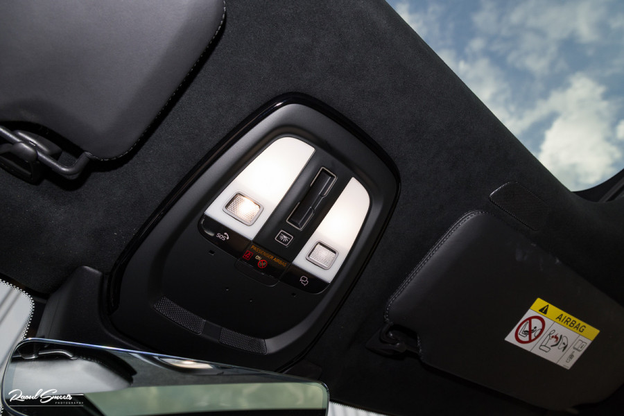 Volvo XC90 2.0 T8 Plug-in hybrid AWD Ultra Dark Long Range Luchtvering | Bowers&Wilkins | Zwenkbare trekhaak | Panorama dak | Stoelverkoeling + massage |