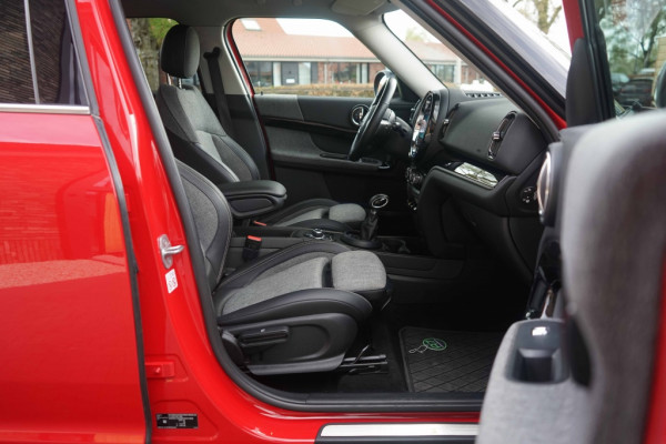 MINI Countryman Cooper SE Classic Trim All4 PHEV Chili-Red